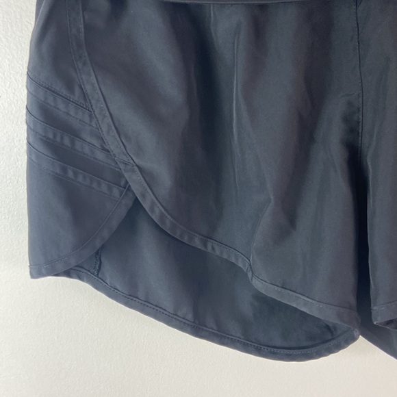 ✨3/$25✨ Adidas Fold Down Athletic Shorts - M - Picture 5 of 8